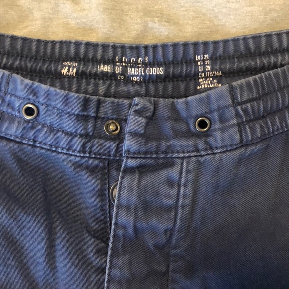H&M Shorts, Size US 29 - Picture 3 of 4